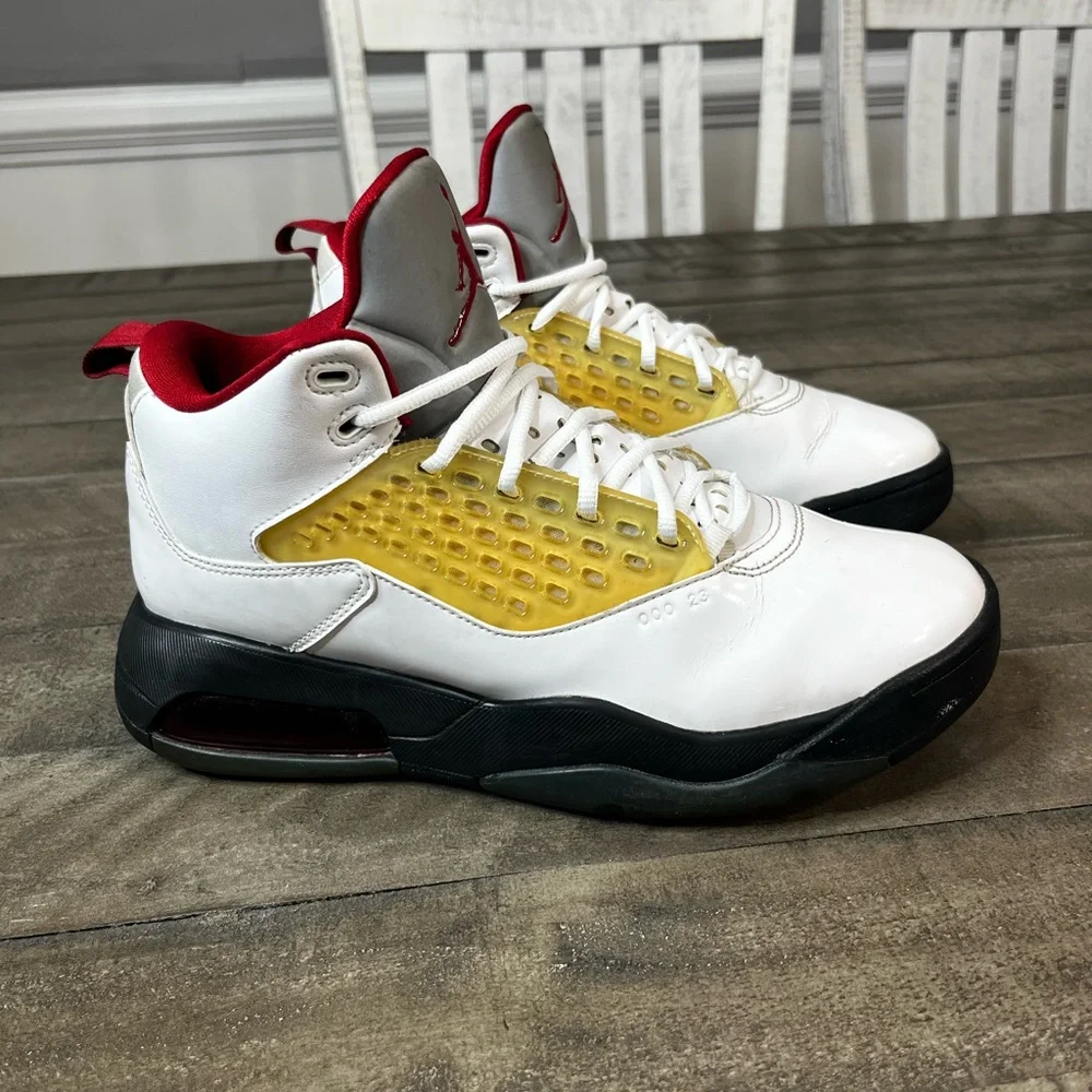 Nike Air Jordan‎ Maxin 200 Men Size 8